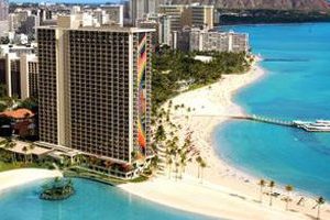 hilton-hawaiian-village-002